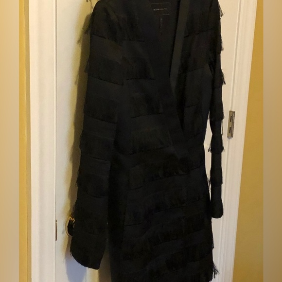 BCBGMAXAZRIA Anika Fringe
Jacket Dress Sz Medium - Picture 7 of 7